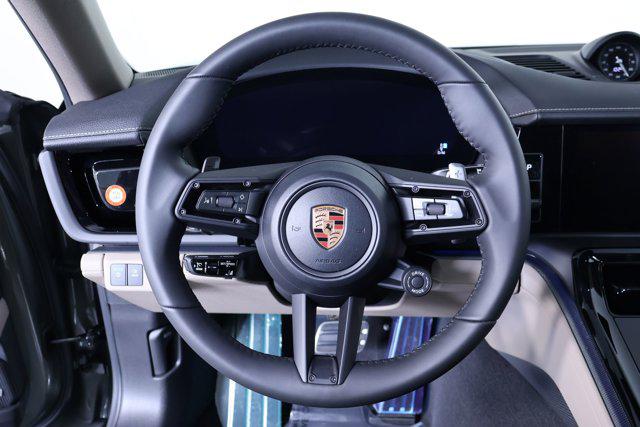 2026 Porsche Panamera 4