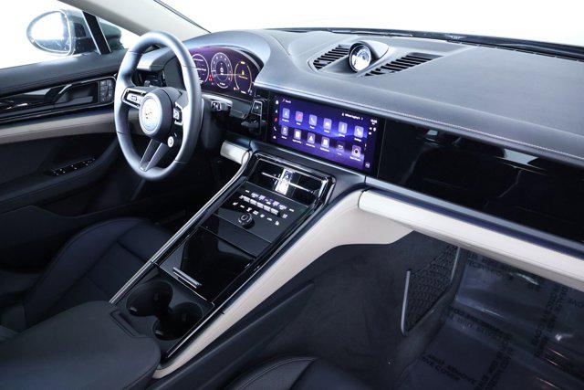 2026 Porsche Panamera 4