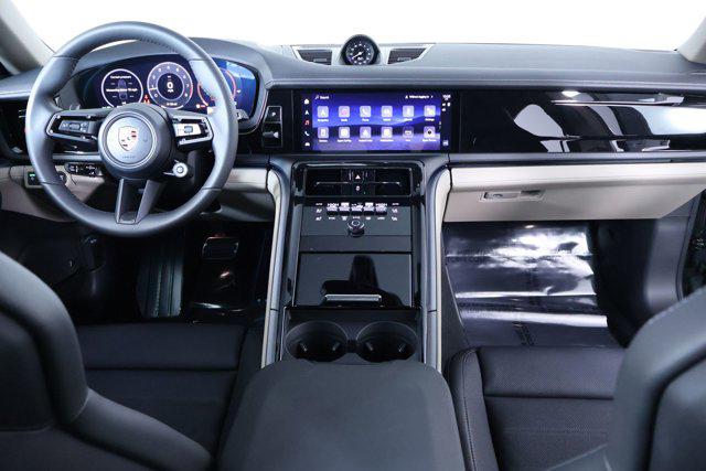 2026 Porsche Panamera 4