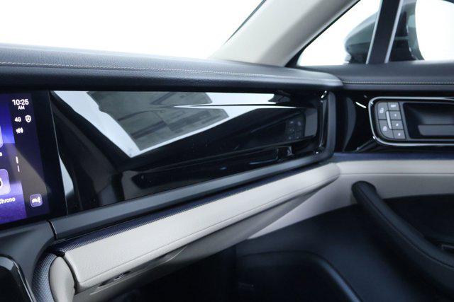 2026 Porsche Panamera 4