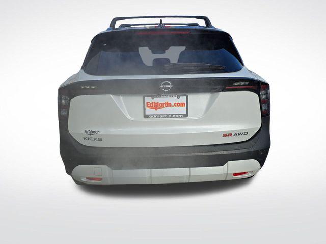 2026 Nissan Kicks SR