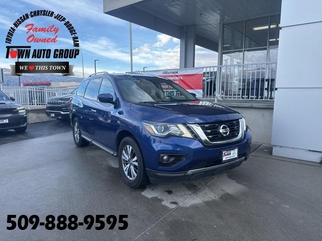 2018 Nissan Pathfinder SV