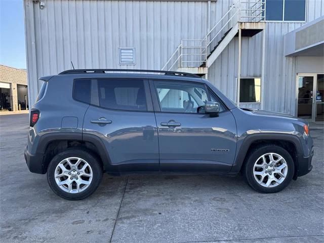2018 Jeep Renegade Latitude FWD 2018 Jeep Renegade Latitude FWD
