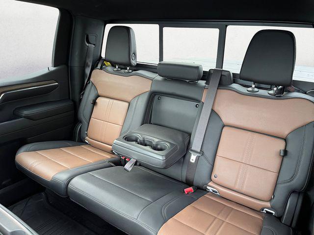2024 Chevrolet Silverado 1500 4WD Crew Cab Short Bed High Country