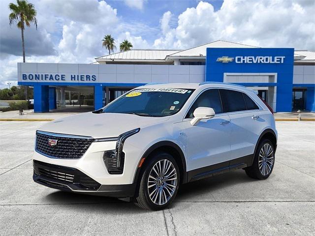 2025 Cadillac XT4 FWD Premium Luxury