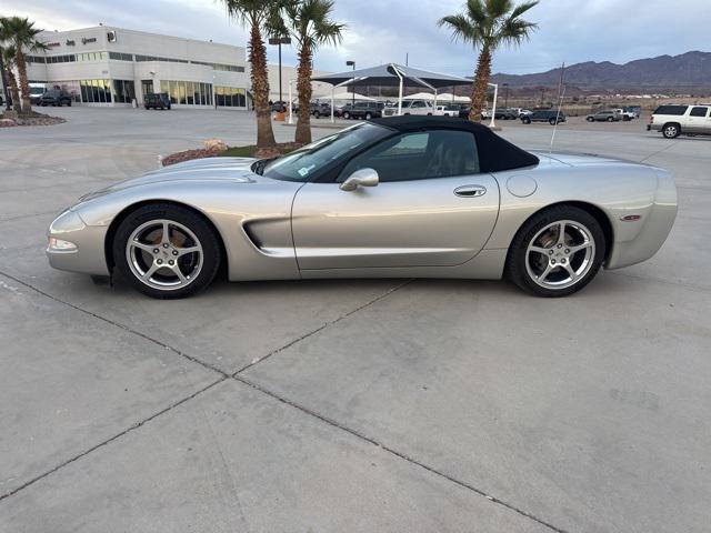 2004 Chevrolet Corvette Base
