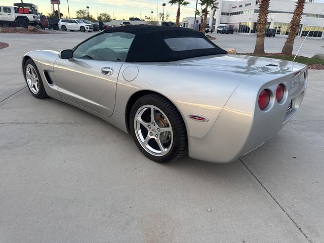 2004 Chevrolet Corvette Base