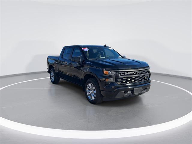 2022 Chevrolet Silverado 1500 2WD Crew Cab Short Bed Custom 2022 Chevrolet Silverado 1500 2WD Crew Cab Short Bed Custom
