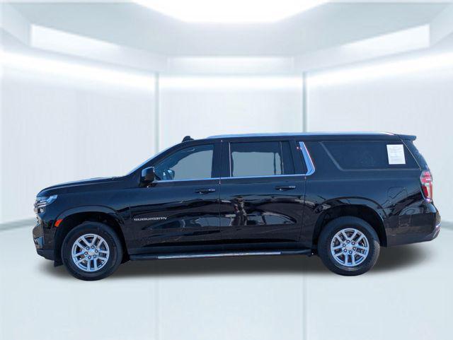 2023 Chevrolet Suburban 2WD LT