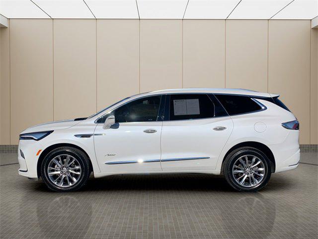 2023 Buick Enclave Avenir AWD 2023 Buick Enclave Avenir AWD