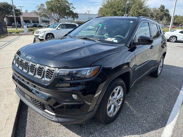2024 Jeep Compass Latitude 4x4 2024 Jeep Compass Latitude 4x4