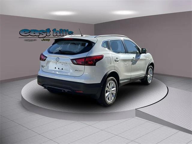 2017 Nissan Rogue Sport SV