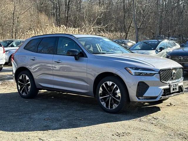 2026 Volvo XC60 B5 Plus