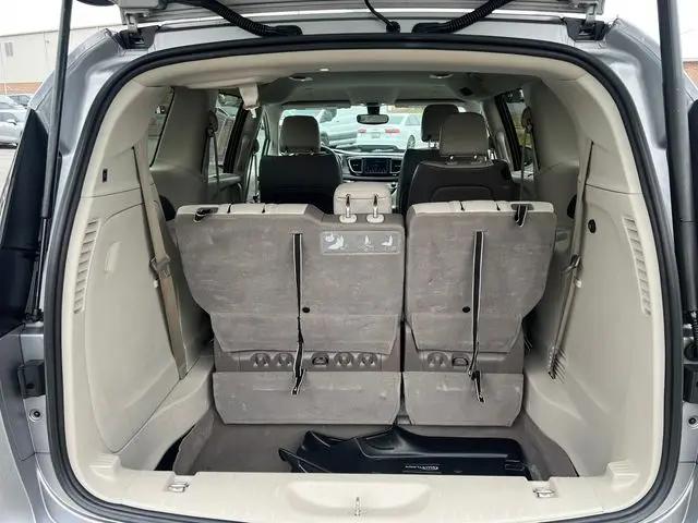 2020 Chrysler Voyager LXI