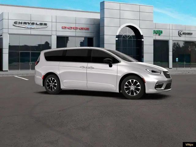 2026 Chrysler Pacifica Limited AWD