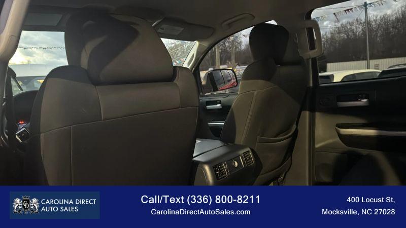 2017 Toyota Tundra SR5 5.7L V8