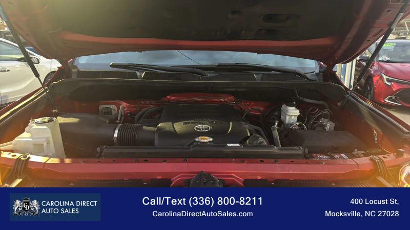 2017 Toyota Tundra SR5 5.7L V8