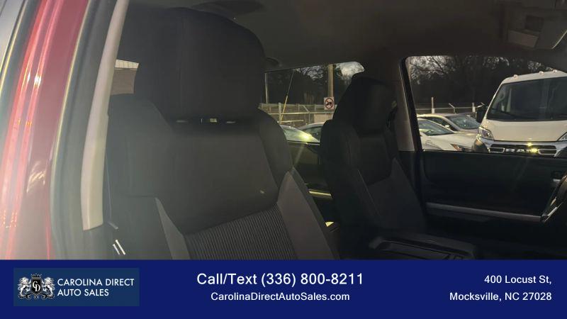 2017 Toyota Tundra SR5 5.7L V8