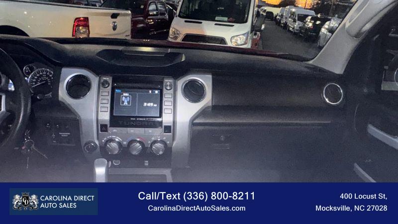 2017 Toyota Tundra SR5 5.7L V8