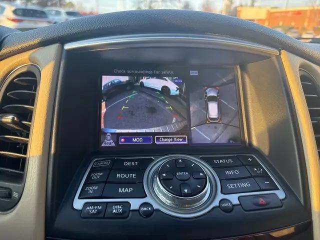 2017 INFINITI QX50 Standard