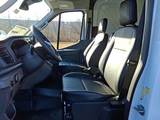 2026 Ford Transit Cargo Van T-250 148" Med Rf 9150 GVWR AWD