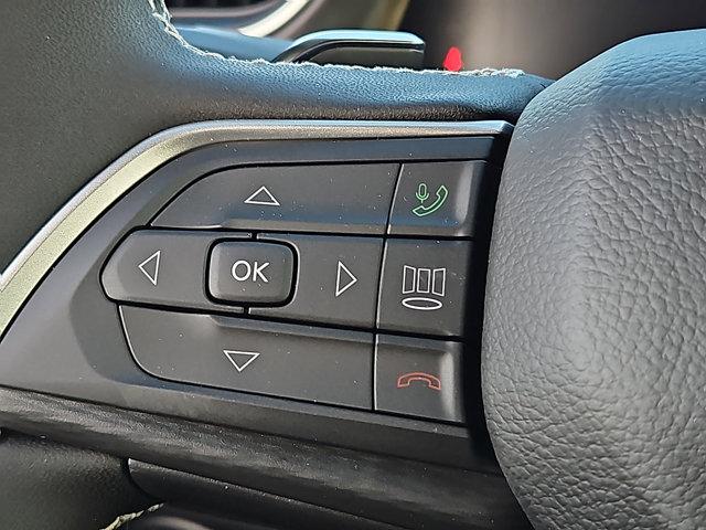 2025 Jeep Grand Cherokee Laredo 4x2