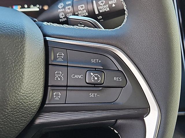 2025 Jeep Grand Cherokee Laredo 4x2