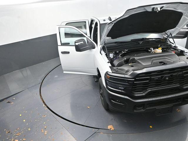 2026 Ram 2500 Tradesman Crew Cab 4x4 6'4" Box