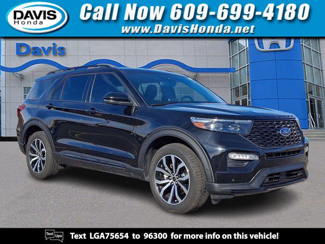 2020 Ford Explorer ST's photo