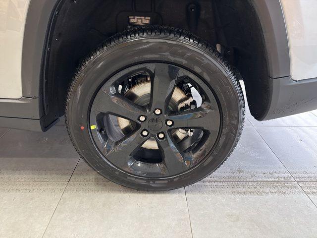 2025 Jeep Grand Cherokee L Altitude X 4x4