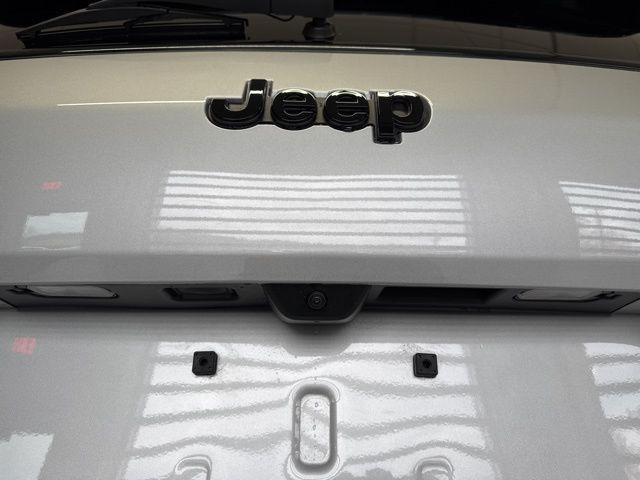 2025 Jeep Grand Cherokee L Altitude X 4x4