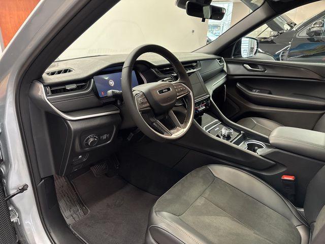 2025 Jeep Grand Cherokee L Altitude X 4x4