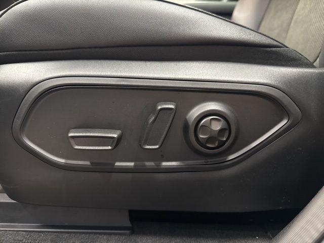 2025 Jeep Grand Cherokee L Altitude X 4x4