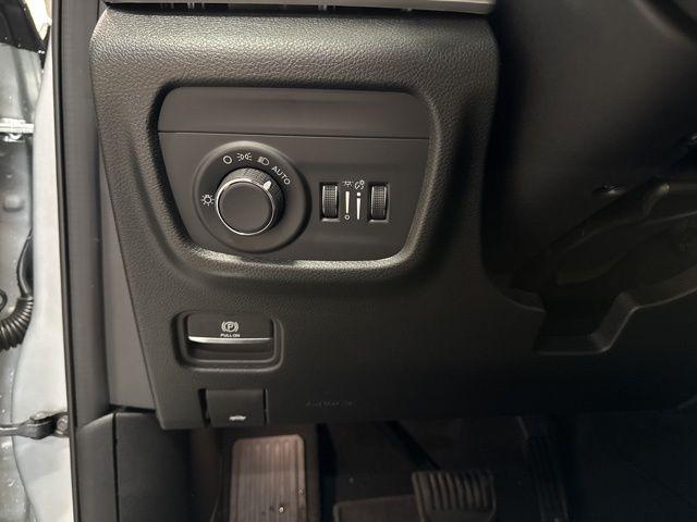 2025 Jeep Grand Cherokee L Altitude X 4x4