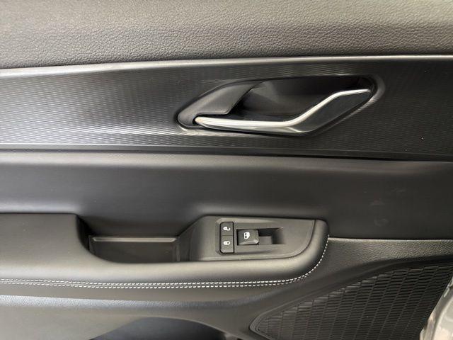2025 Jeep Grand Cherokee L Altitude X 4x4