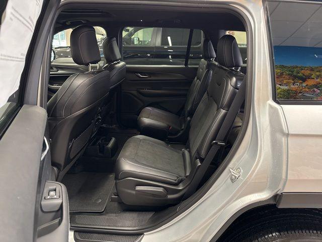 2025 Jeep Grand Cherokee L Altitude X 4x4