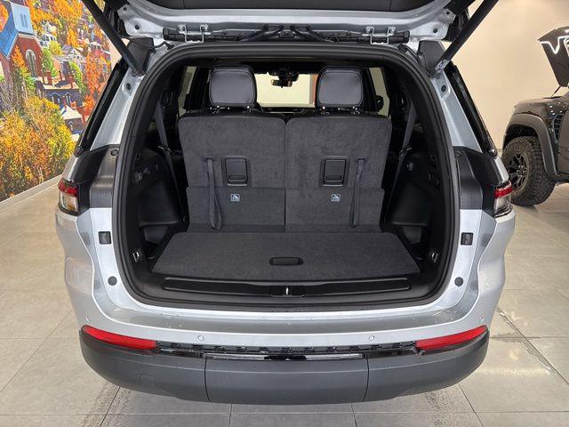 2025 Jeep Grand Cherokee L Altitude X 4x4