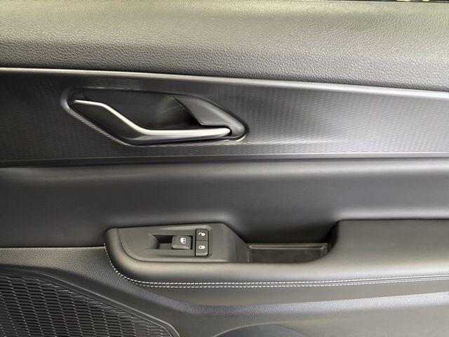 2025 Jeep Grand Cherokee L Altitude X 4x4