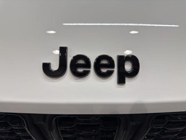 2025 Jeep Grand Cherokee L Altitude X 4x4