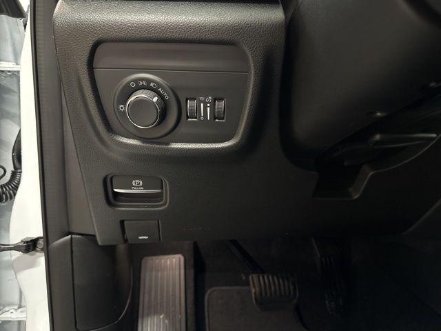 2025 Jeep Grand Cherokee L Altitude X 4x4
