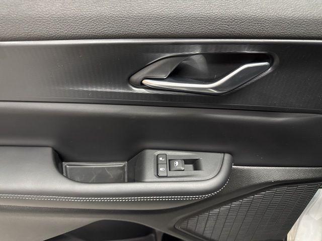 2025 Jeep Grand Cherokee L Altitude X 4x4