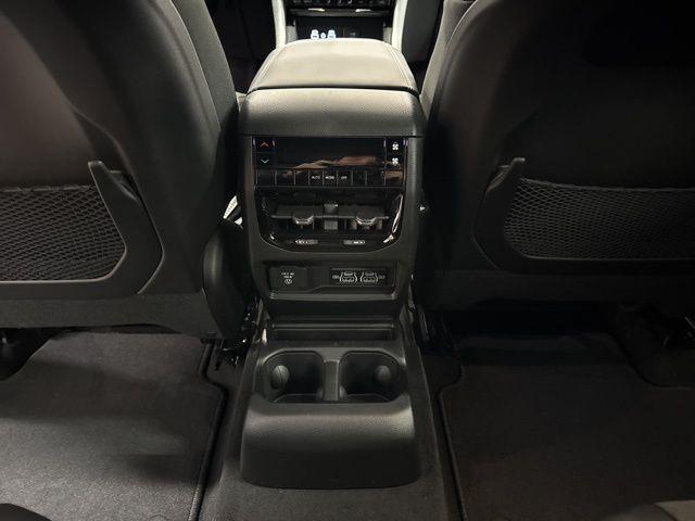 2025 Jeep Grand Cherokee L Altitude X 4x4