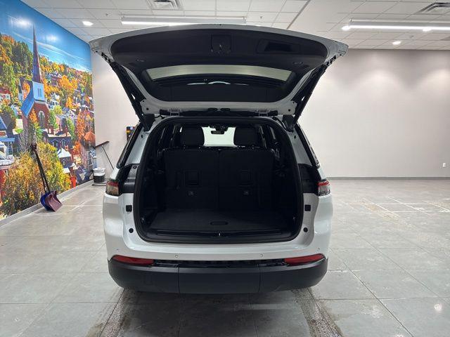 2025 Jeep Grand Cherokee L Altitude X 4x4
