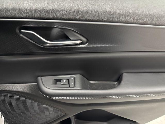 2025 Jeep Grand Cherokee L Altitude X 4x4