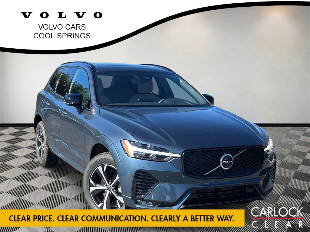 2026 Volvo XC60 Core's photo