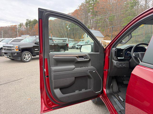 2025 Chevrolet Silverado 1500 4WD Crew Cab Short Bed RST