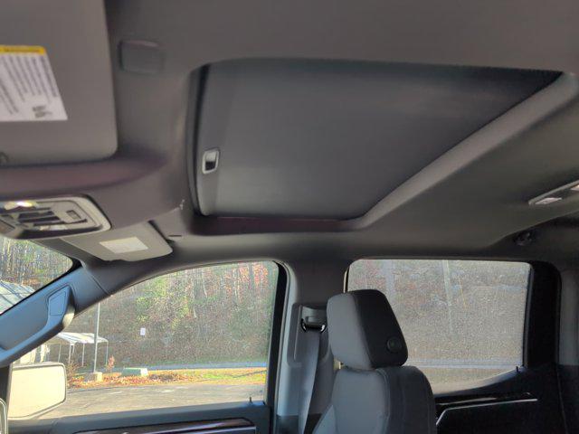 2025 Chevrolet Silverado 1500 4WD Crew Cab Short Bed RST