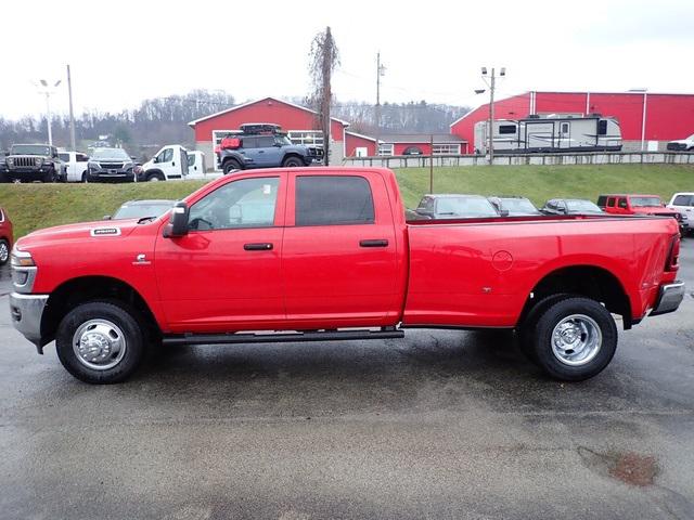 2026 RAM Ram 3500 RAM 3500 TRADESMAN CREW CAB 4X4 8 BOX