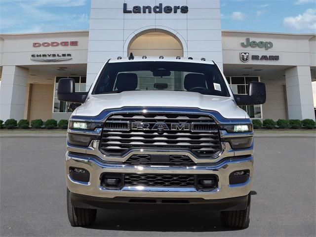 2026 RAM Ram 2500 RAM 2500 TRADESMAN CREW CAB 4X4 64 BOX