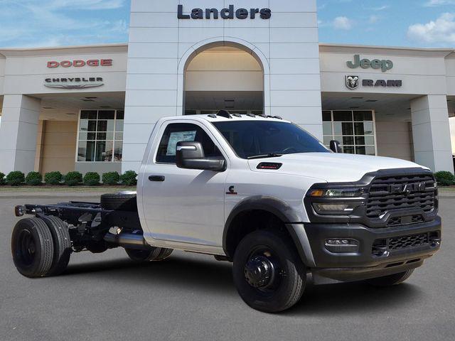 2026 RAM Ram 3500 Chassis Cab RAM 3500 TRADESMAN CHASSIS REGULAR CAB 4X2 84 CA